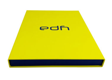 Cina Kotak hadiah berbentuk buku warna kuning, kardus Flip Top Box dengan tangkapan magnetik pabrik