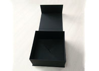 Kustom Emas Stamping Logo Hadir Kotak Hadiah, Xmas Black Folding Carton Box pemasok