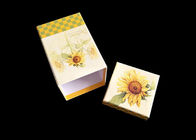 Fancy Flowers Printed Gift Box Dengan Tutup Moisture Proof Recyclable Cap Top pemasok
