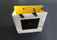 Ribbon Handle Gift Dicetak Paper Bags Carry White Black Inside Yellow Greaseproof pemasok