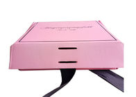 Pink Ribbon Closure Corrugated Gift Box Untuk Girls Dress / Ekstensi Rambut pemasok