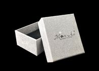 Tutup Kecil Dan Kotak Dasar Perhiasan Kemasan Perhiasan Perak Glitter Untuk Anting-Anting pemasok