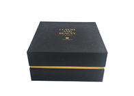 Kotak Hadiah Kado Kosmetik Dengan Tutup Kardus Logo Timbul Rias Kemasan pemasok