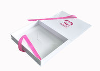 Ribbon Closure Folding Gift Box Putih Glossy Insole Packaging Box Untuk Wanita pemasok