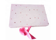 Kotak Pembungkus Kado Warna Merah Muda, Kemasan Kotak Hadiah Kustom Untuk Anak Perempuan Berpakaian pemasok