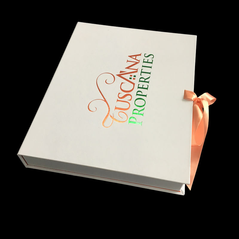 White Paperboard Ribbon Closure Folding Gift Boxes Individu Dengan Penutup Laminasi pemasok