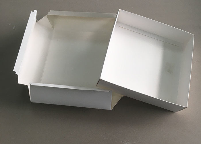 Kaku Karton Putih Kotak Kartu Hadiah Topi Kemasan Tutup Top Square Dilipat pemasok