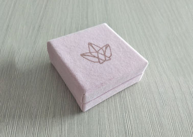 Cina Pink Velvet Rigid Box Lid Insert Inner Tray Untuk Perhiasan Cincin OEM / ODM Tersedia pabrik