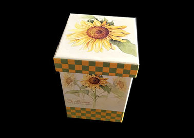 Cina Fancy Flowers Printed Gift Box Dengan Tutup Moisture Proof Recyclable Cap Top pabrik