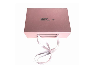Cina Embossing Logo Folding Gift Box Warna Pink Rose Untuk Kemasan Busana pabrik