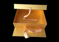 Golden Paper Folding Magnetic Packaging Gift Box Keras Untuk Rambut Wig pemasok